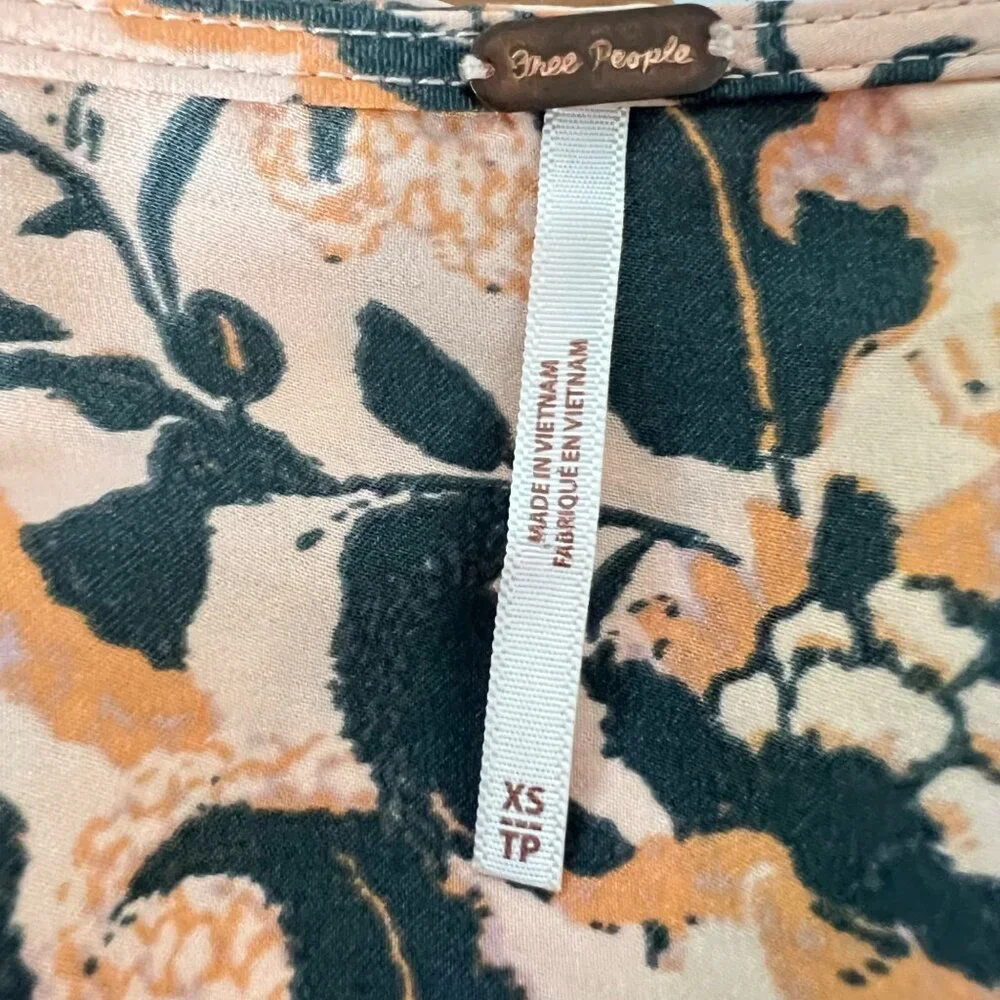 Free People Womens Cruisin Together Mixed Print Top Surplice Cropped size XS